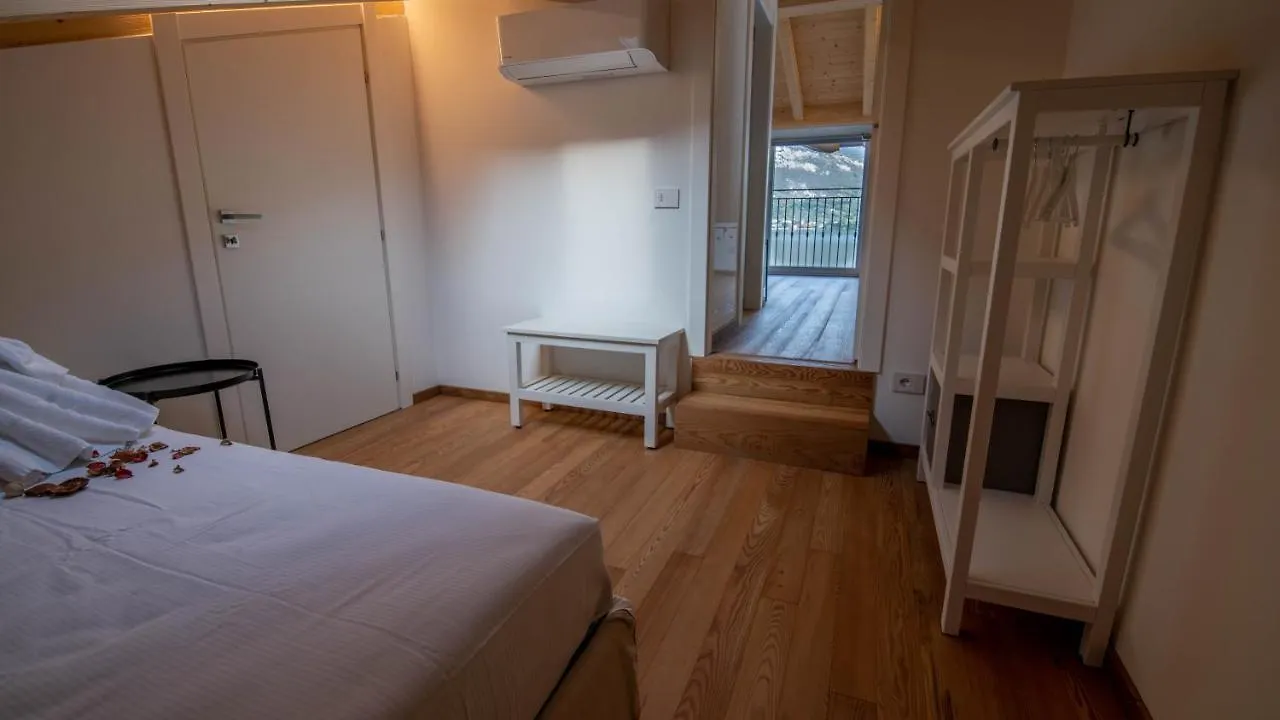 Apartment Appartamento La Gondola Lezzeno